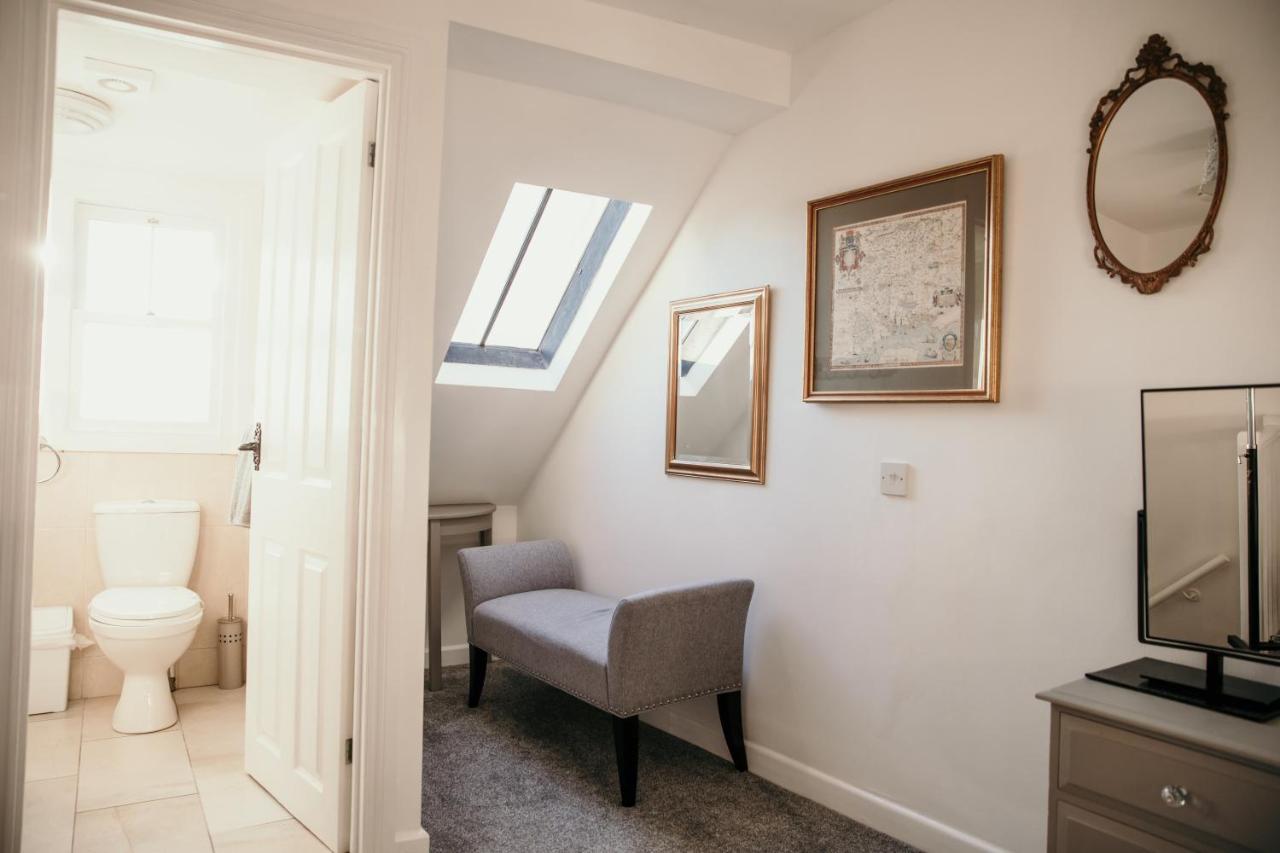Charming 3 Bedroom Townhouse เวย์มัธ ภายนอก รูปภาพ