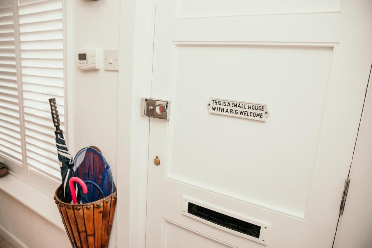 Charming 3 Bedroom Townhouse เวย์มัธ ภายนอก รูปภาพ